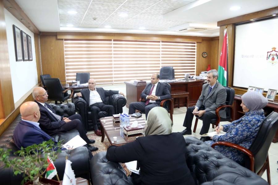 نقابة المهندسين تبحث آفاق تعزيز التعاون مع وزارة الاستثمار