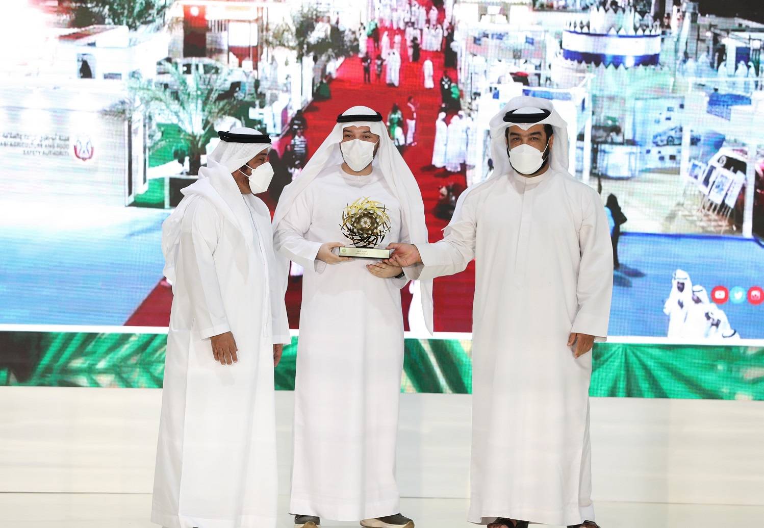 مسابقات المانجو والليمون في مهرجان ليوا للرطب.. مشاركات مميزة من مزارع الإمارات