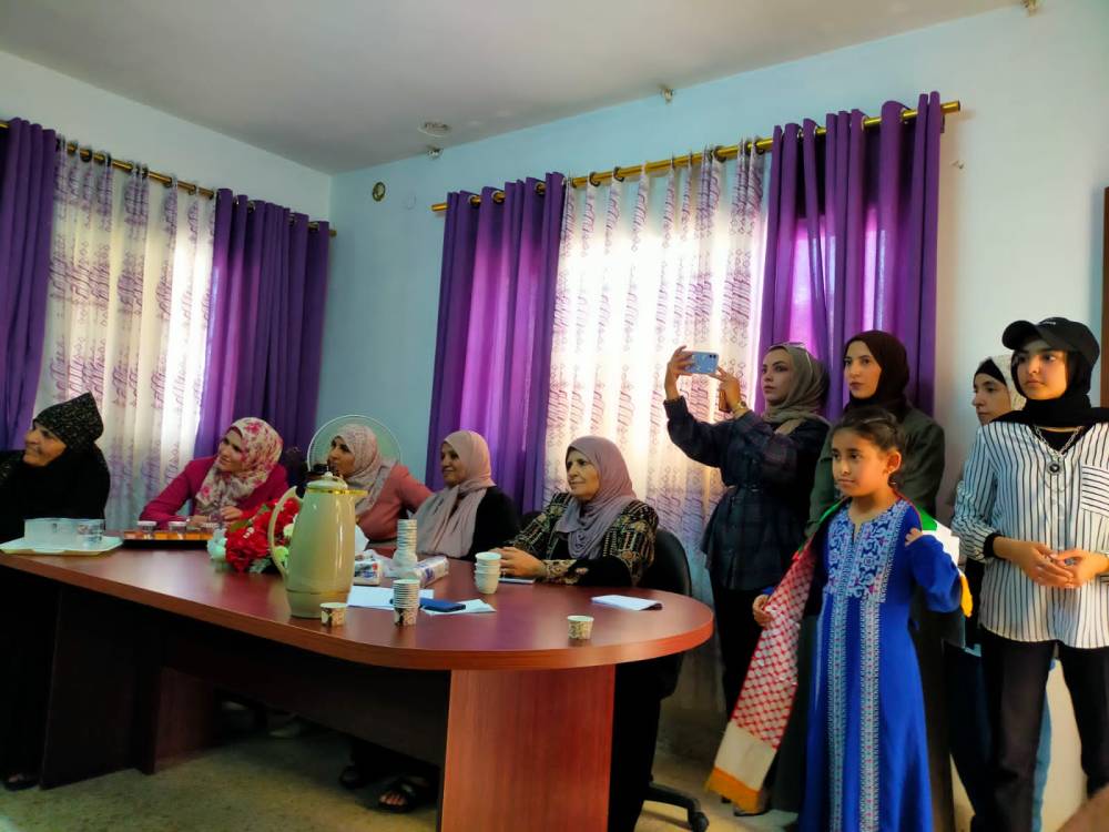 المدير العام للمؤسسة التعاونية عبدالفتاح ال خطاب يفتتح مبنى جمعية نساء نحو القمة التعاونية في قضاء منشية بني حسن 