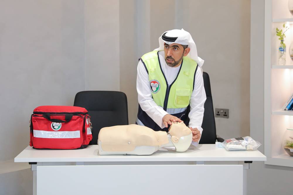 ناشئة الشارقة تُمكّن كوادرها المشرفة على فعاليات صيفك ويانا  من مهارات الإسعافات الأولية