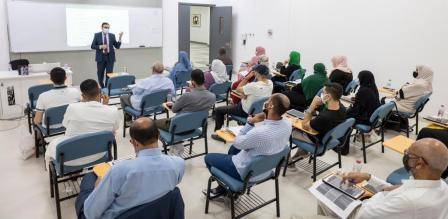 إحصاء عجمان يؤهل الفريق الميداني لإجراء مسوح اقتصادية وفق المعايير الدولية