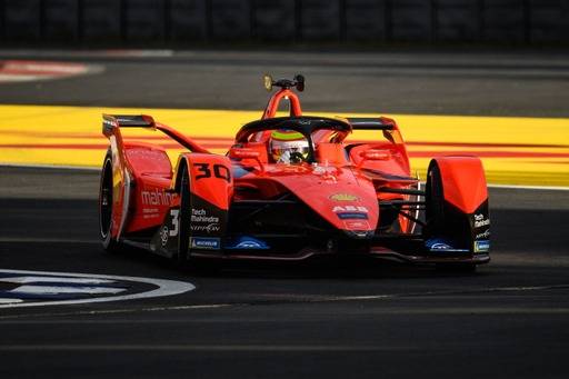 الاقتراب من حسم لقب الموسم الثامن من بطولة العالم إيه بي بي فورمولا إي