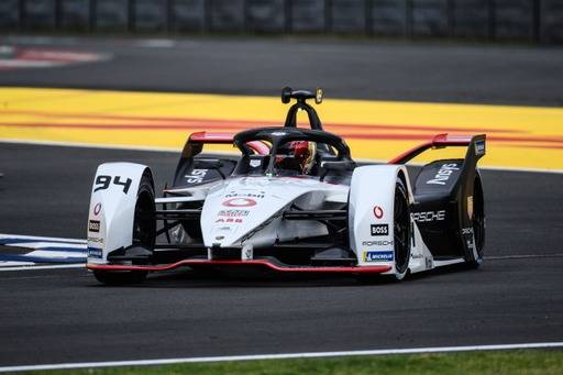 الاقتراب من حسم لقب الموسم الثامن من بطولة العالم إيه بي بي فورمولا إي