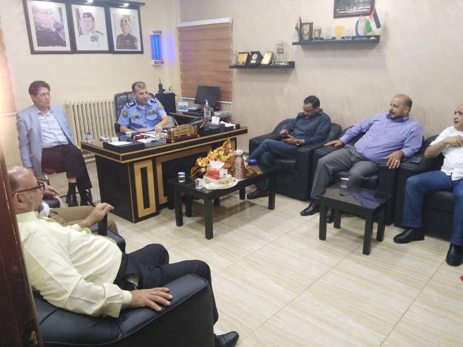 اجتماع مجلس محلي مركز امن مدينة الزرقاء