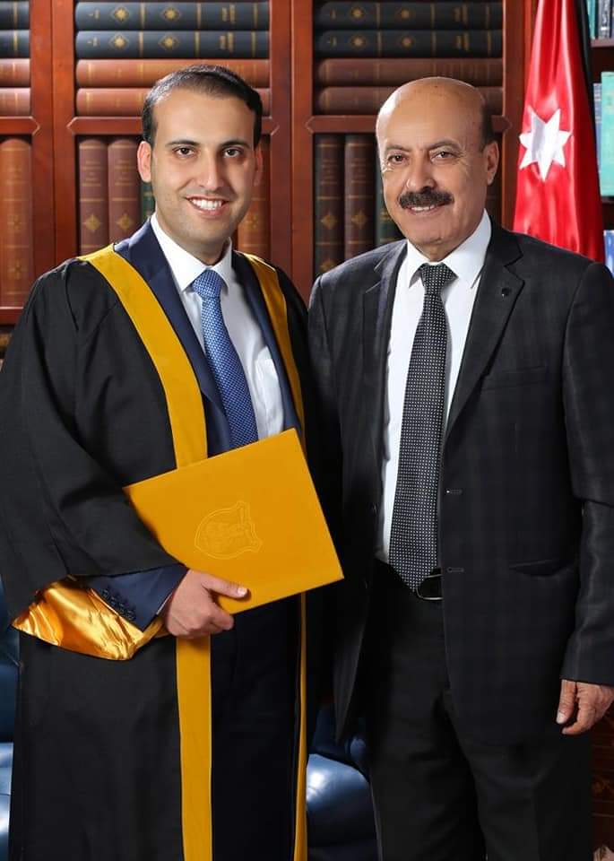 النائب السابق مرزوق الدعجة.. مبارك تخرج محمد