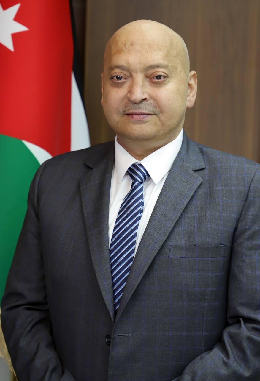 رائد حماده يتعرض لحادث سير مروع