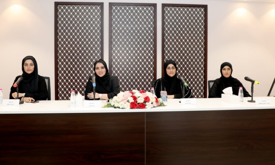 ثلاث شاعرات يضئن فضاء  مجلس الحيرة الأدبي بقصائد بيضاء