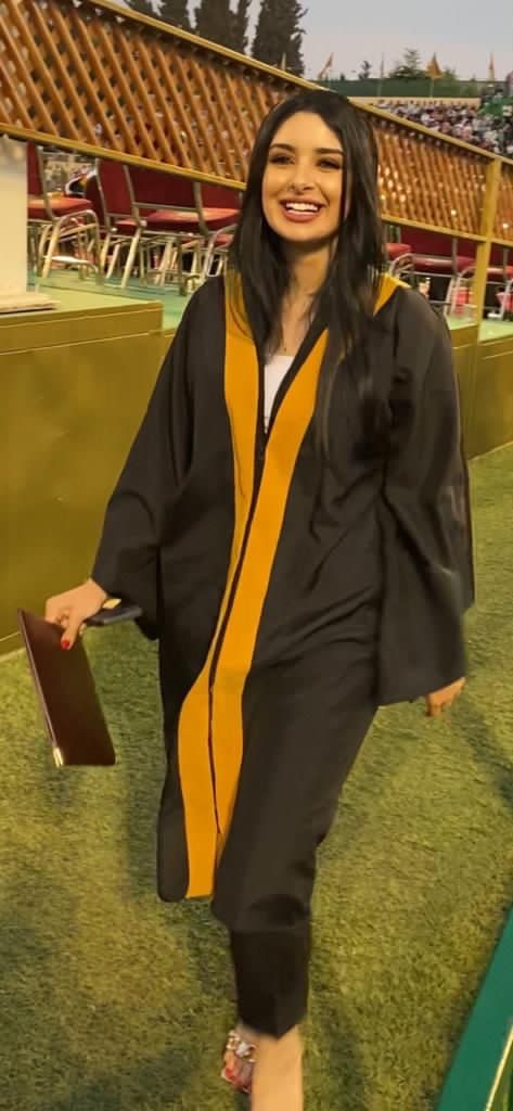 ديانا علي الفريحات مبارك التخرج 