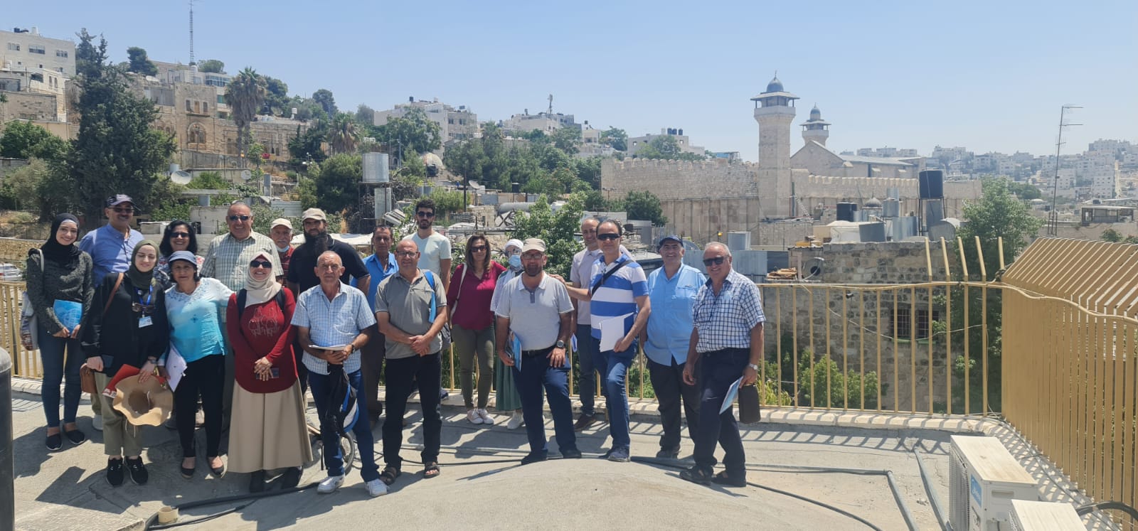 إدلاء سياحيين يؤكدون على أهمية مدينة الخليل كعنصر جذب سياحي وطبيعي