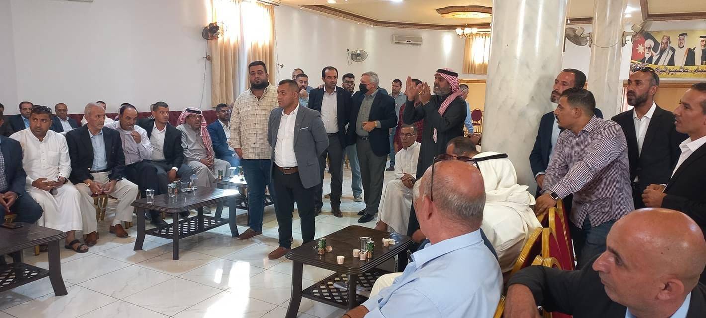 أجتماع شعبي يرفض نقل بلدية مادبا من مكانها الحالي إلى أي موقع آخر