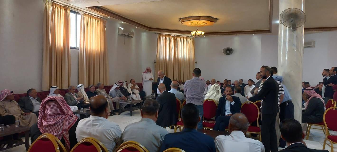 أجتماع شعبي يرفض نقل بلدية مادبا من مكانها الحالي إلى أي موقع آخر