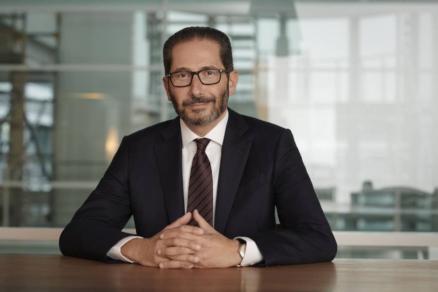 استطلاع UBS: تراجع تفاؤل المستثمرين بسبب التضخم والمخاوف الجيوسياسية