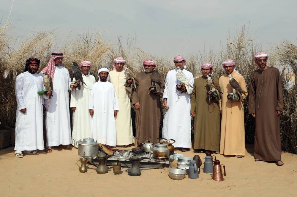 منصّة مهمة للمُنتجين الإماراتيين للترويج للصقور المكاثرة في الأسر..  