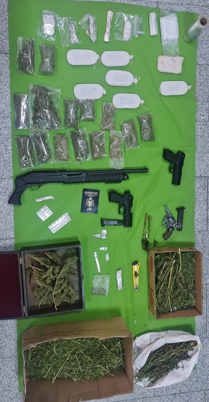 مكافحة المخدرات تلقي القبض على محكوم بالحبس 15 عاماً عن تجارة المخدرات في محافظة معان 