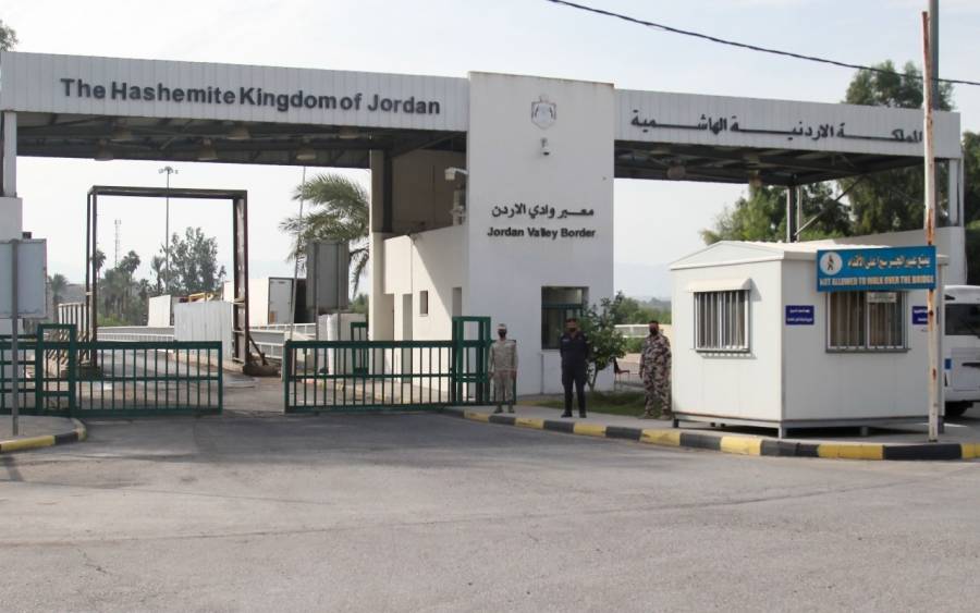 الجمارك تعلن عن تطبيق مشروع النافذة الوطنية للتجارة في جمرك معبر وادي الأردن