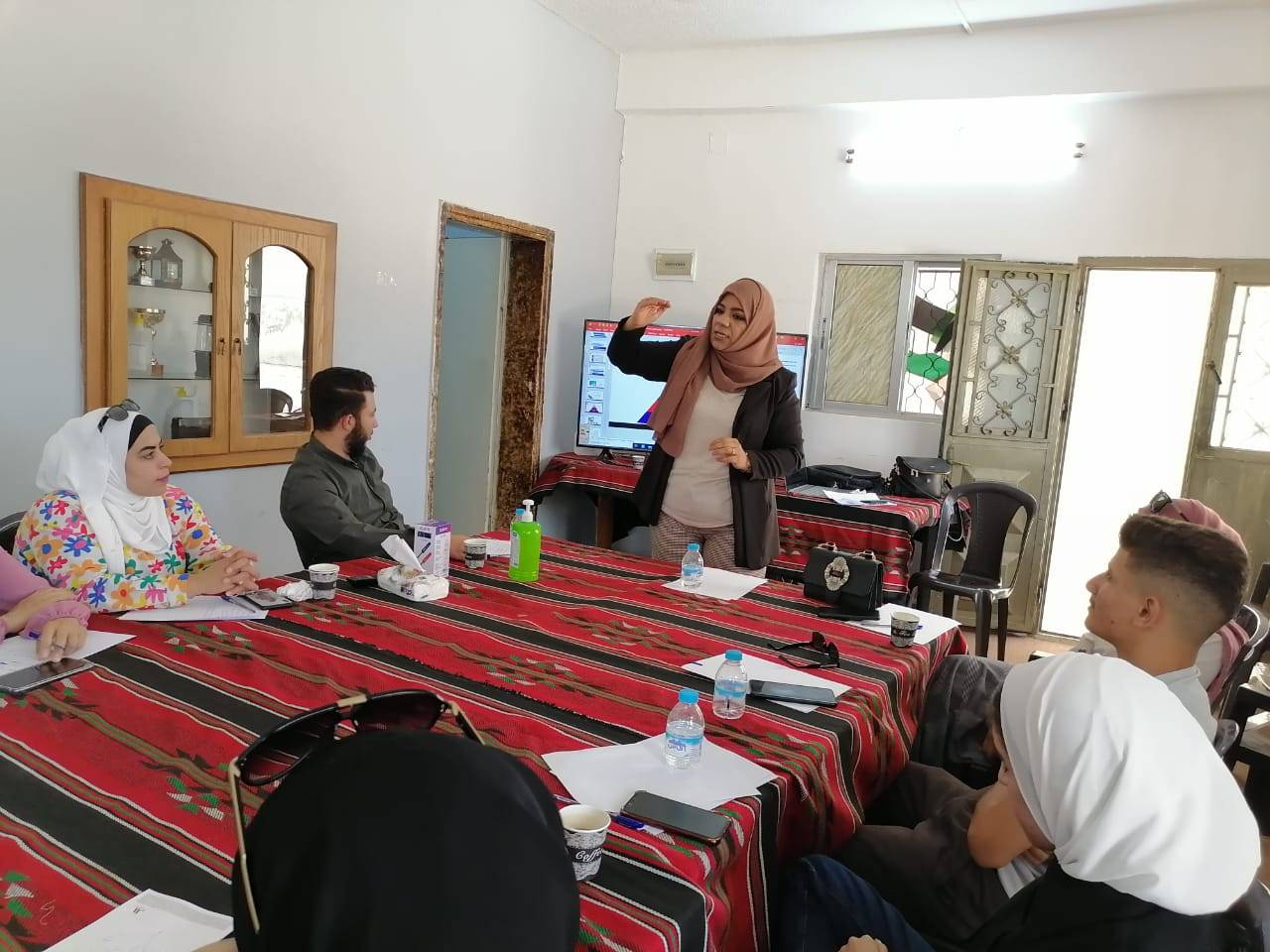 الاتحاد النسائي الأردني يعقد ورشة العمل التدريبية في جرش ضمن مبادرة قادة المستقبل (٩٧٨)