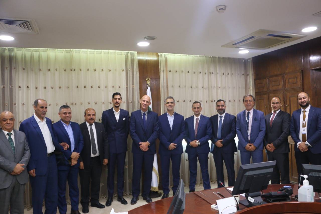 الضمان وشركة انترناشيونال سيرفيسيز ليمتد الأردن توقعان إتفاقية لتسهيل خدمات الدفع الالكتروني ضمن برنامج تقسيط