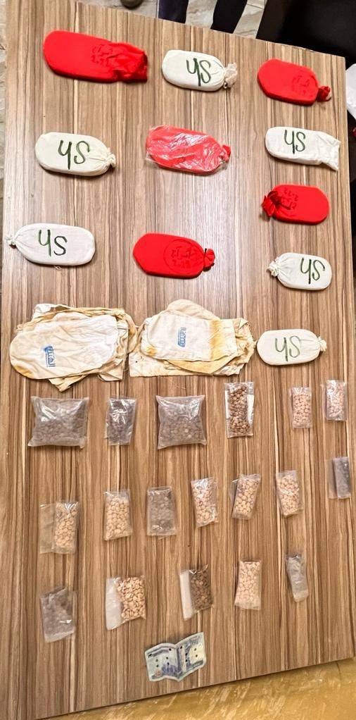 مكافحة المخدرات تواصل حملاتها وتضبط مروجين بحوزتهم كميات كبيرة من المواد المخدرة