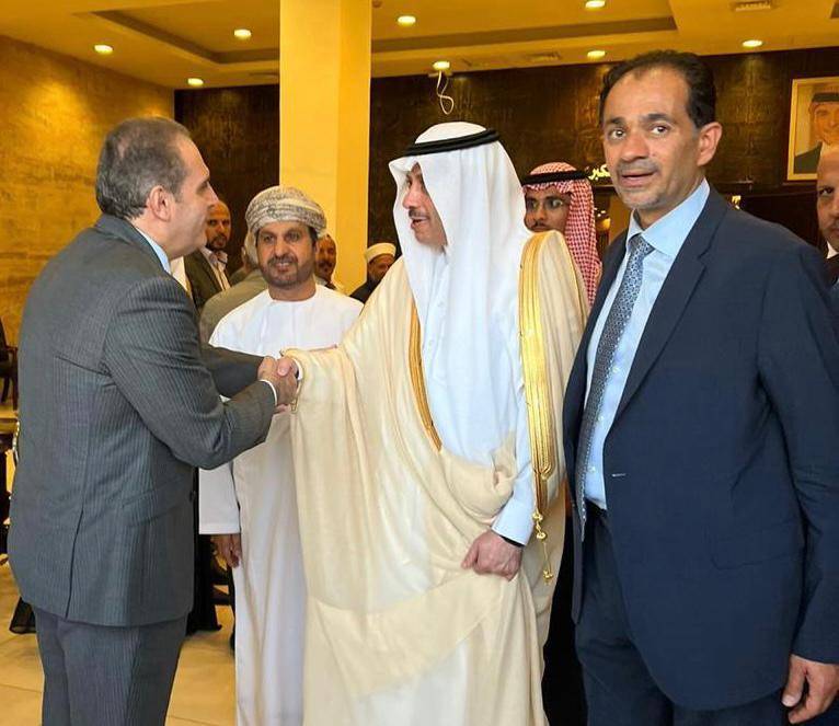  السفير السعودي يعزي بوفاة رمزي مشهور الجازي 