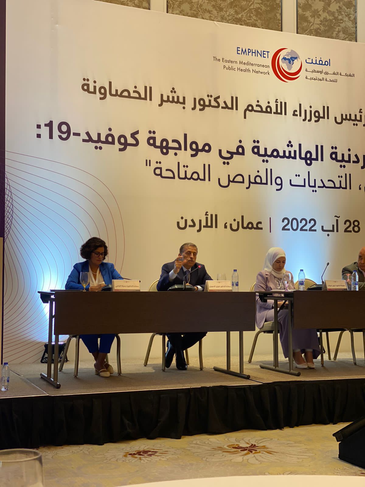 رئيس جمعية المستشفيات الخاصة يعرض دور القطاع الخاص  في مواجهة جائحة كورونا