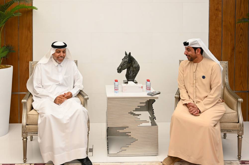 وفد من تريندز يزور مكتبة محمد بن راشد ويستعرض التعاون المشترك