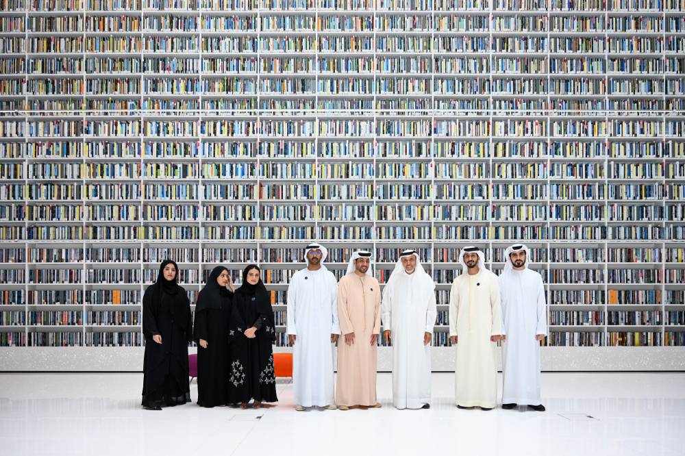 وفد من تريندز يزور مكتبة محمد بن راشد ويستعرض التعاون المشترك