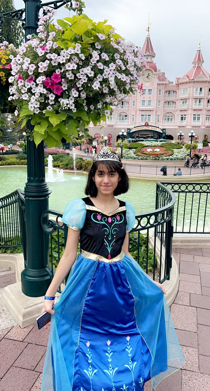 سعادة أطفال أمنية تُضيء أرجاء ديزني لاند بباريس