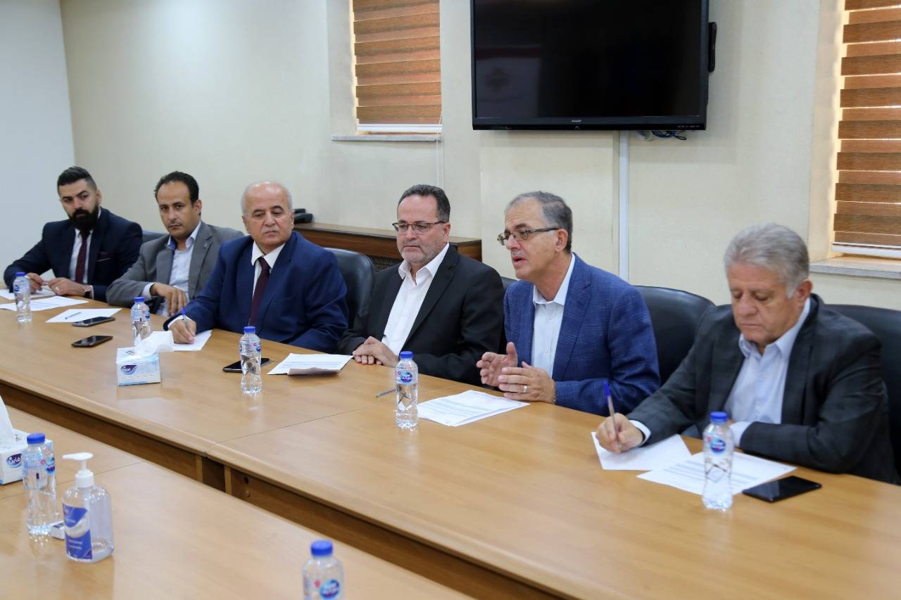 وزير الطاقة لوفد المهندسين..مشاريع استثمارية ضخمة في قطاع التعدين توفر فرص عمل للمهندسين