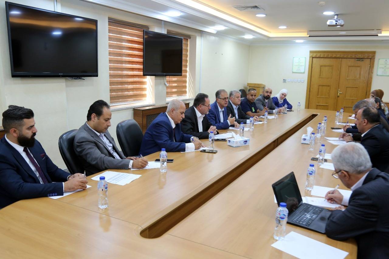 وزير الطاقة لوفد المهندسين..مشاريع استثمارية ضخمة في قطاع التعدين توفر فرص عمل للمهندسين