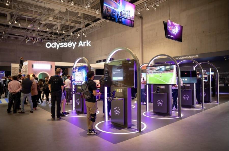 سامسونج تكشف عن رؤيتها لحياة أذكى ومستقبل أكثر استدامة في معرض IFA 2022 للإلكترونيات