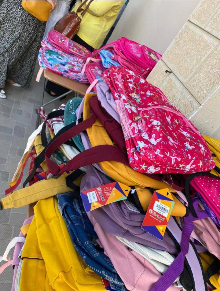 بلقاء الخير تنفذ مبادرة الحقيبة المدرسية في بدر  