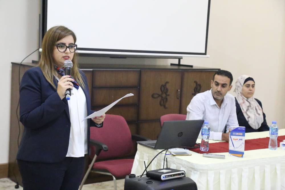 سلطة جودة البيئة الفلسطينيه تناقش التقرير الأولي الخاص بالأطر القانونية وتدابير الرقابة على التجارة الدولية بموجب اتفاقيات دولية