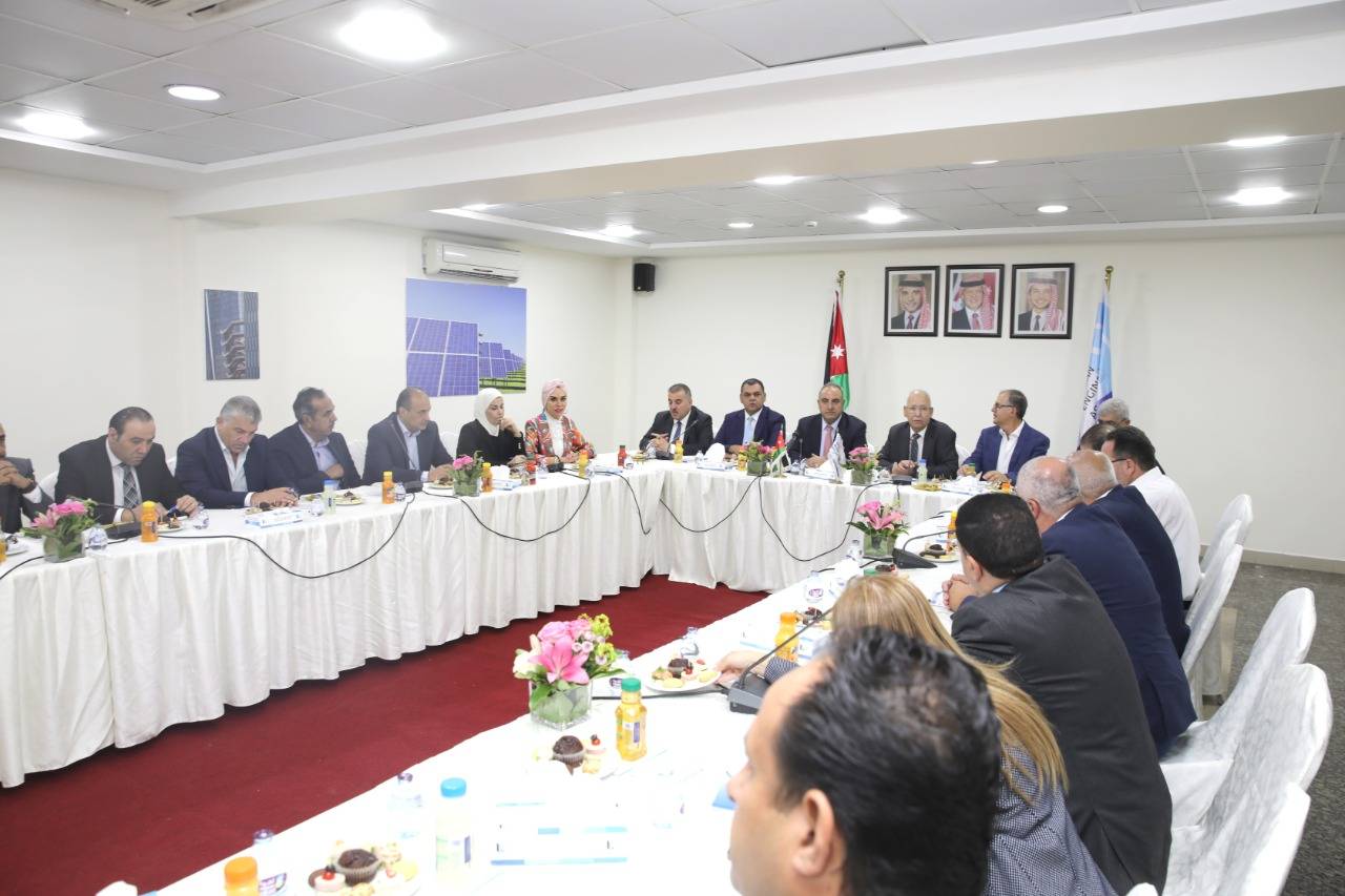 امين عمان يزور نقابتي المهندسين والمحامين  