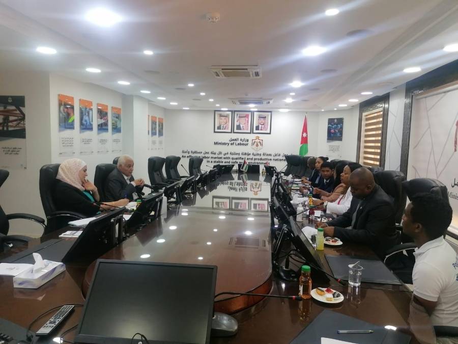 وزارتي العمل في الاردن و مدغشقر تستعرضان تجارب العمالة بين البلدين لتعزيز التعاون