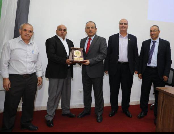 الوطني للبحوث الزراعية يكرّم الحائزين على جائزة الموظف المثالي في الخدمة المدنية  