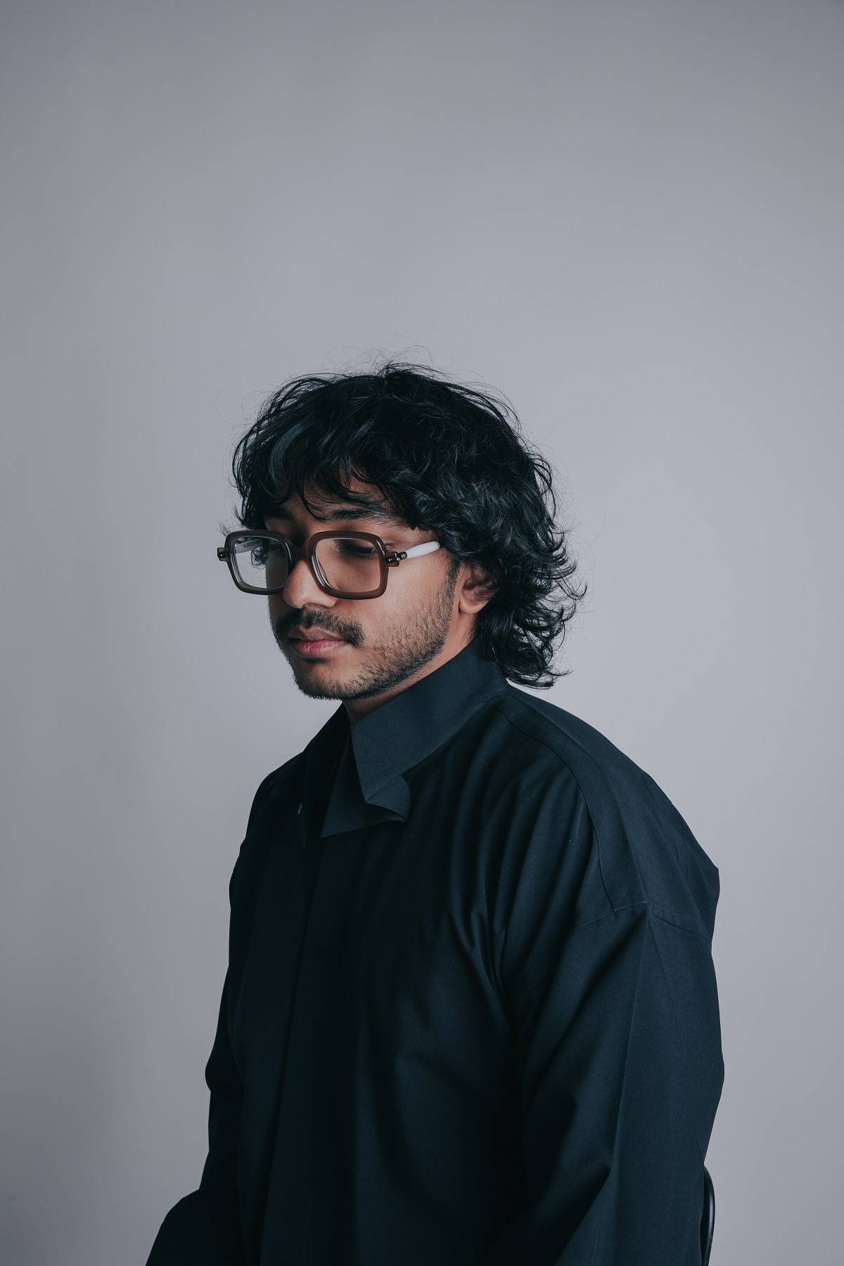 فن أبوظبي يختار عبد القادري قيّماً فنياً لبرنامج آفاق: الفنانون الناشئون 2022