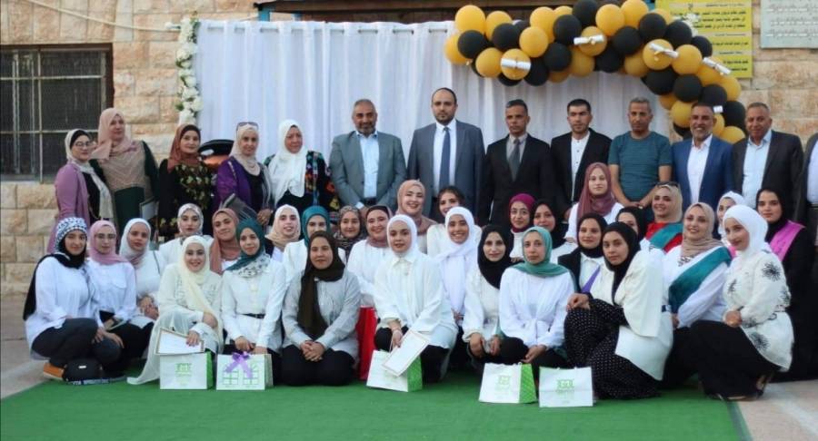 النائب يزن الشديفات يرعى احتفالية تكريم المتفوقات بالتوجيهي بمدرسة منشية بني حسن الثانوية الشاملة للبنات
