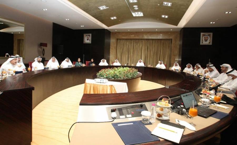 مجلس إدارة غرفة الشارقة يوصي بتهيئة أفضل الظروف لتعزيز الشراكة بين القطاعين وجذب المزيد من الاستثمارات للإمارة