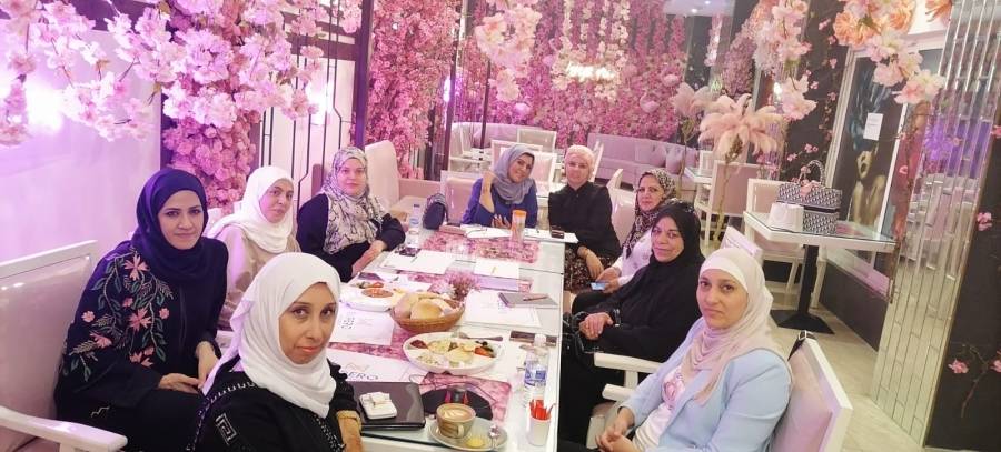 أمنه اللحام تستعرض مهارات إدارة الوقت والتخطيط لتحقيق الأهداف ضمن الجلسات الأسبوعية  لملهمات الطاقة الايجابية