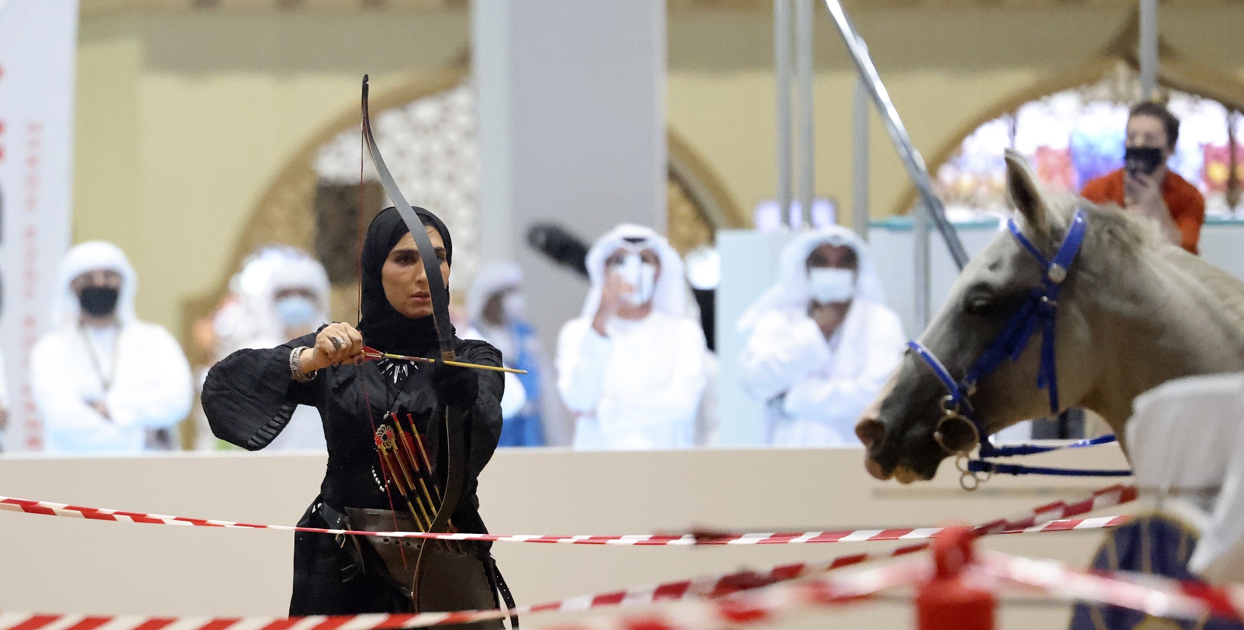المرأة تُعزّز حضورها الفاعل في مختلف قطاعات معرض أبوظبي للصيد وبرنامج الأنشطة والفعاليات