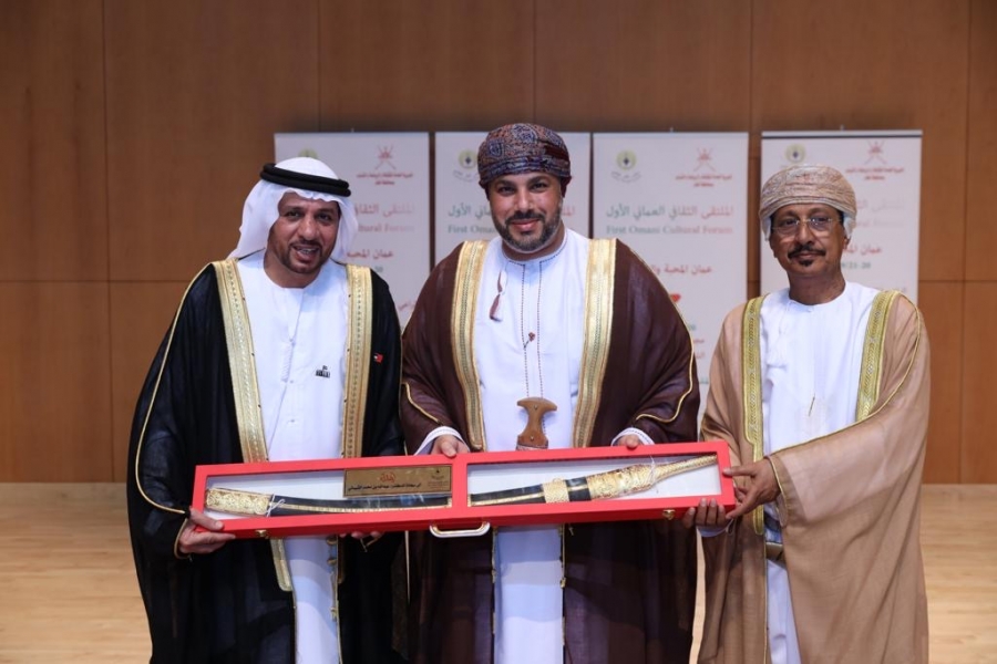 الملتقى الثقافي بسلطنة عمان: دول الخليج تمثل نموذجا عالميا للسلام والتعايش بين الشعوب