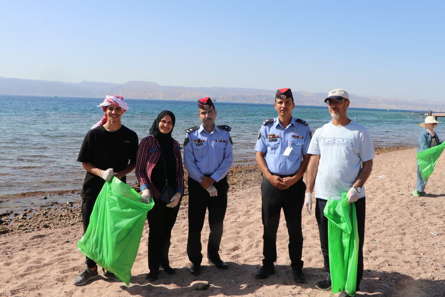 المدارس الرقمية الأمريكية تطلق حملة اعرف بلدك الاردن ١٩ إلى البتراء والعقبة.