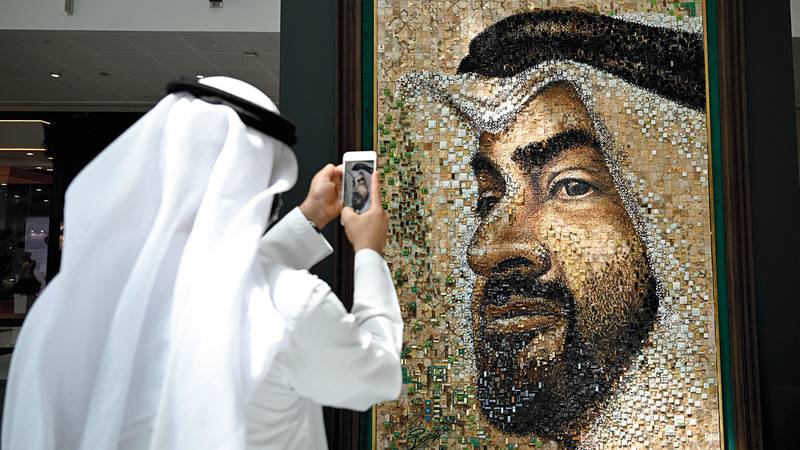 معرض أبوظبي الدولي للصيد والفروسية يواصل فعالياته بإقبال جماهيري كبير