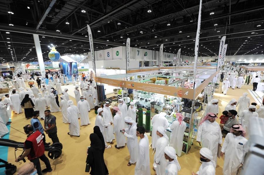 الشعر يتصدّر أروقة الصيد والفروسية 2022