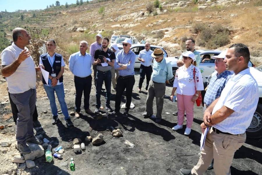 سلطة جودة البيئة تنظم جولة ميدانية لمجموعة عمل قطاع البيئة للاطلاع على الواقع البيئي في الخليل وبيت لحم