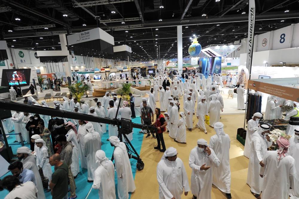 حضور قوي للشركات الإماراتية في عالم الصيد والفروسية