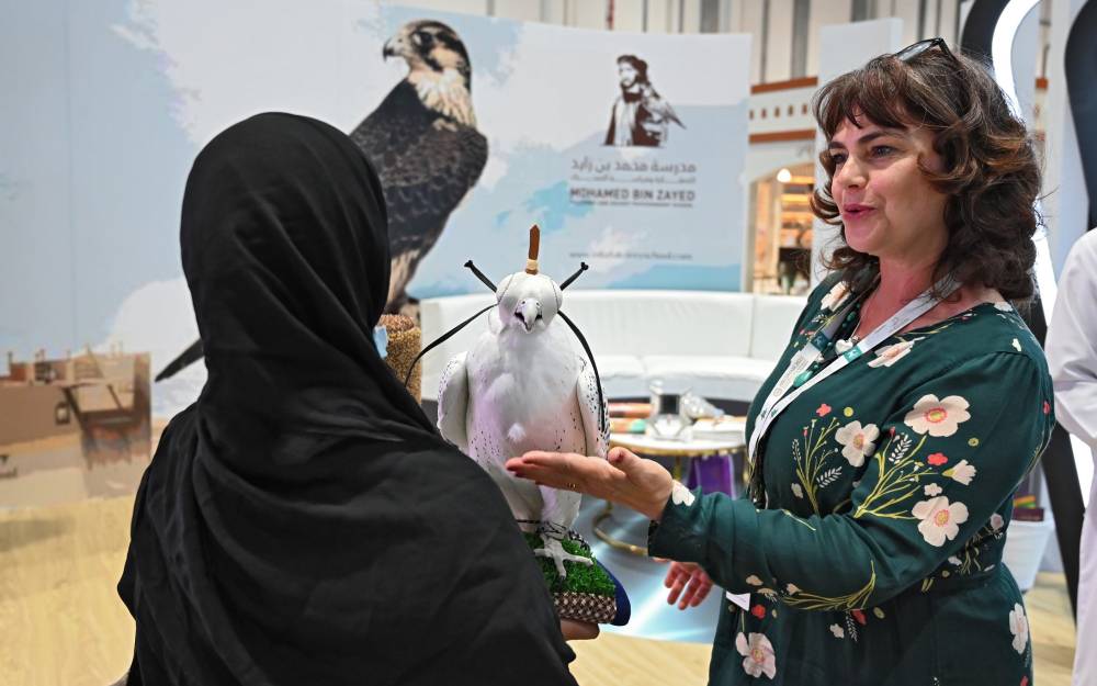 الشعر يتصدّر أروقة الصيد والفروسية 2022    