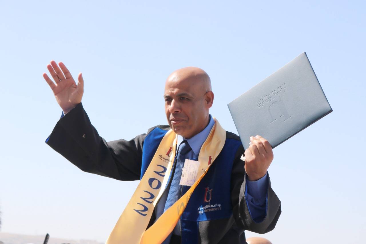 مخلد عبيد الصاروم مبارك حصولك على شهاده  الماجستير تخصص اداره الاعمال