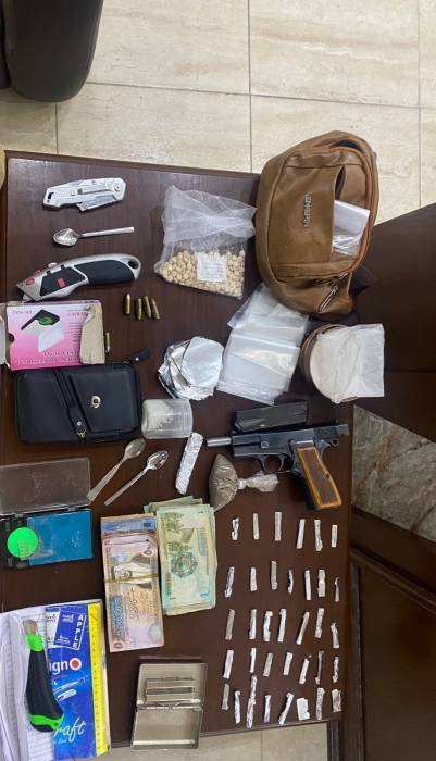 مكافحة المخدرات تداهم مروجَين خطرين ين جنوب العاصمة، والبادية الوسطى