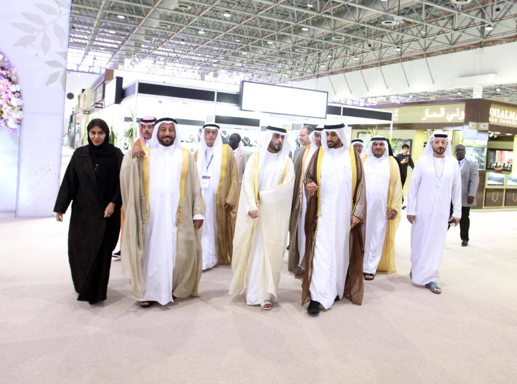 الشيخ خالد بن عبدالله بن سلطان القاسمي يفتتح فعاليات النسخة الـ 50 من معرض الشرق الأوسط للساعات والمجوهرات